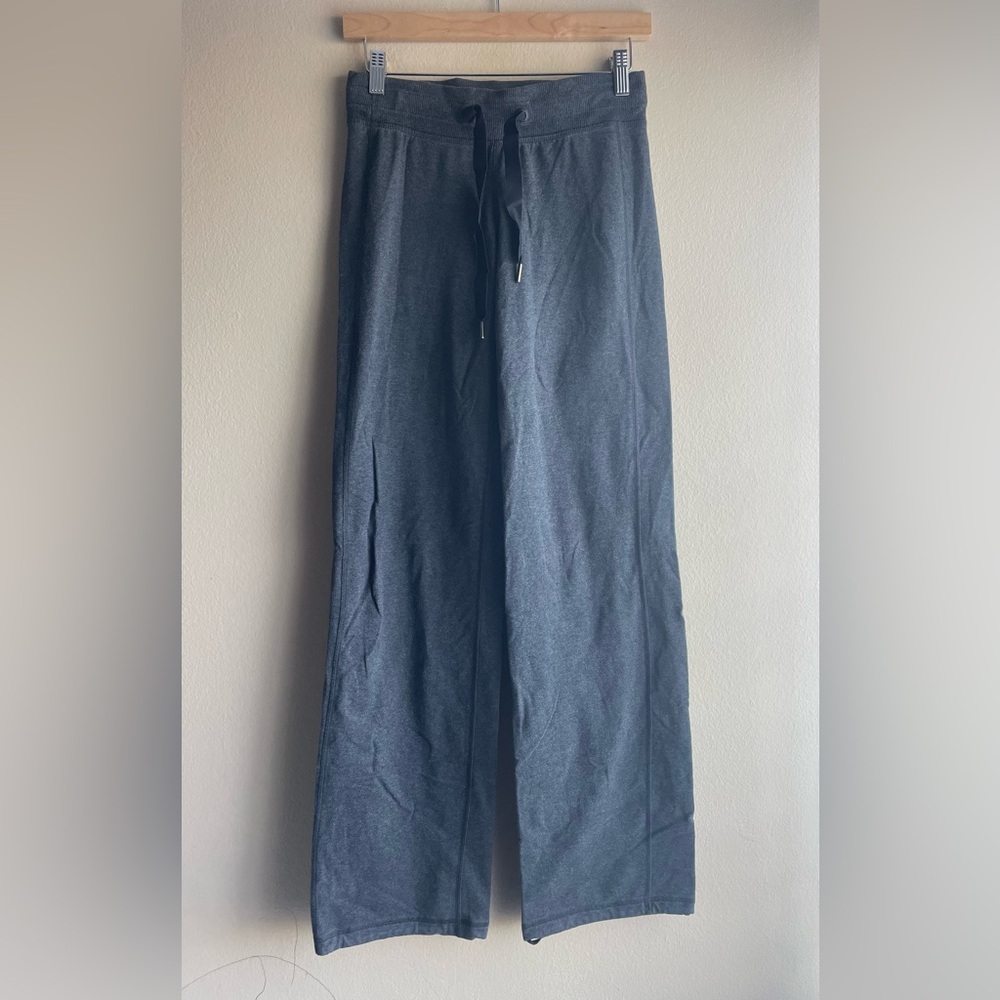 Lululemon Women Gray Wide Leg Pants Size 4